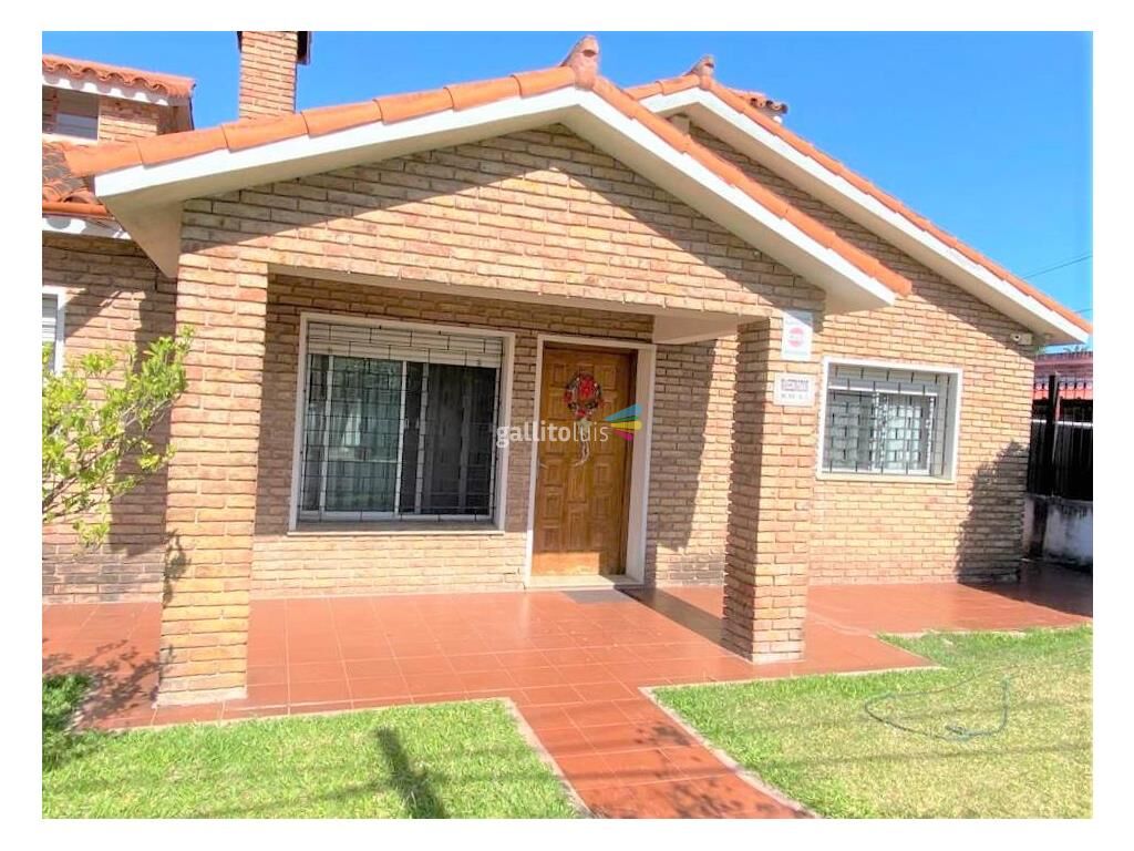 Venta De Casa Con 3 Dormitorios En San José De Carrasco