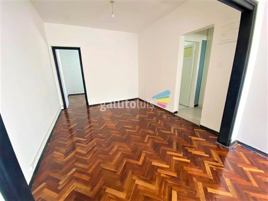 Alquiler Con Patio ! La Comercial