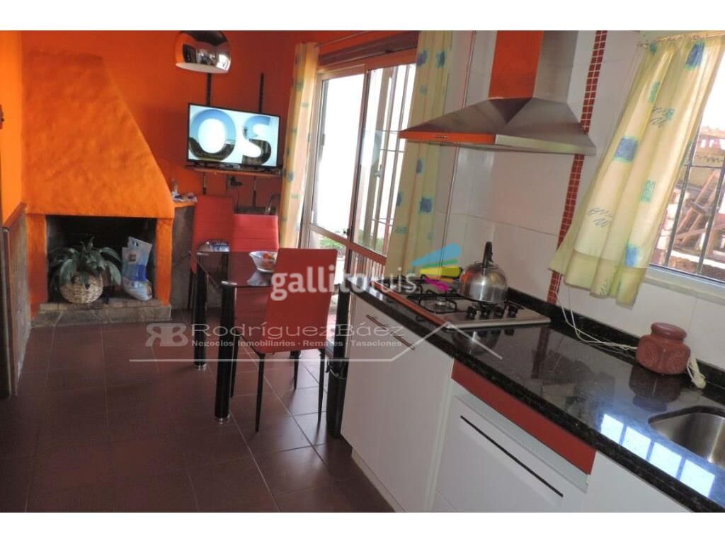 Venta Casa 2 Dormitorios Patio Garage Bella Vista