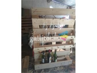 https://www.gallito.com.uy/barcito-en-pallets-de-amurar-impecable-copas-vasos-bot-productos-18713190