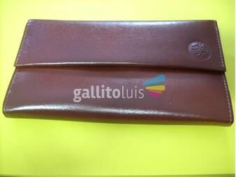 https://www.gallito.com.uy/lote-de-articulos-de-regaleria-monederos-billeteras-productos-22046619