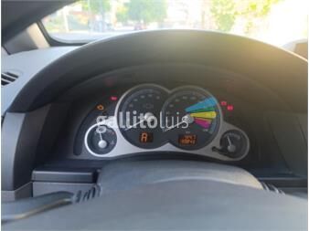 https://www.gallito.com.uy/chevrolet-meriva-automatica-usu-8700-full-26444844