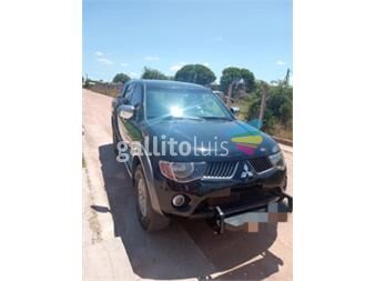 https://www.gallito.com.uy/mitsubishi-sportero-4x4-manual-32-26731929