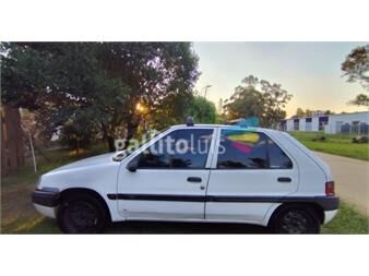 https://www.gallito.com.uy/se-vende-citroen-saxo-diesel-impecable-27363125