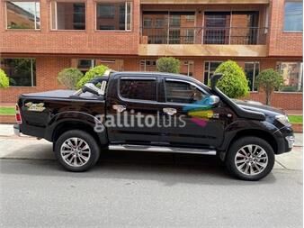 https://web5.gallito.com.uy/toyota-hilux-4x4-28021783