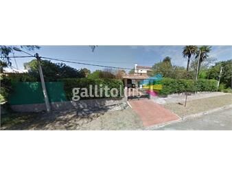 https://www.gallito.com.uy/venta-de-casa-con-3-dormitorios-en-lezica-inmuebles-25138443