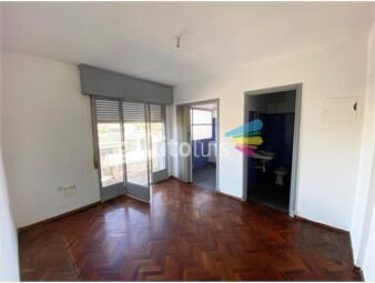 https://www.gallito.com.uy/alquiler-apartamento-al-frente-con-1-dormitorio-en-maroñas-inmuebles-25482659