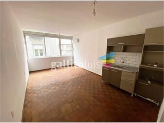 https://www.gallito.com.uy/venta-de-apartamento-monoambiente-en-ciudad-vieja-inmuebles-21759415