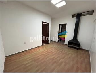 https://www.gallito.com.uy/alquiler-casa-con-2-dormitorios-parillero-y-entrada-vehic-inmuebles-25338712