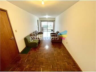https://www.gallito.com.uy/venta-de-apartamento-con-1-dormitorio-y-terraza-en-tres-cruc-inmuebles-25536303