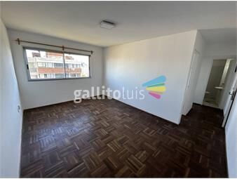 https://www.gallito.com.uy/alquiler-apartamento-con-1-dormitorio-piso-alto-parque-r-inmuebles-25519317