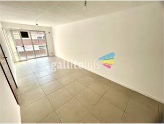 https://www.gallito.com.uy/alquiler-apartamento-con-1-dormitorio-al-frente-en-cordon-inmuebles-25884623