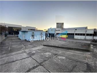 https://www.gallito.com.uy/venta-de-local-industrial-con-2213-mts2-en-malvin-norte-sobr-inmuebles-26030301