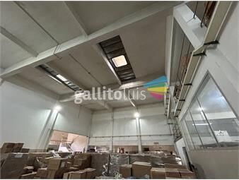 https://www.gallito.com.uy/alquiler-local-industrial-con-1835-m2-totales-en-maroñas-inmuebles-26118597