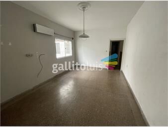 https://www.gallito.com.uy/venta-de-apartamento-con-1-dormitorio-en-la-blanqueada-inmuebles-26026571