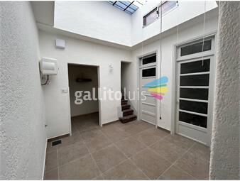 https://www.gallito.com.uy/alquiler-apartamento-con-2-dormitorios-y-amplia-azotea-en-inmuebles-26291242