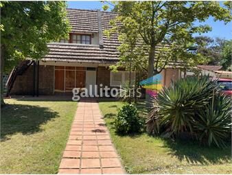 https://www.gallito.com.uy/venta-casa-con-5-dormitorios-en-atlantida-3-casas-en-un-mis-inmuebles-26924283