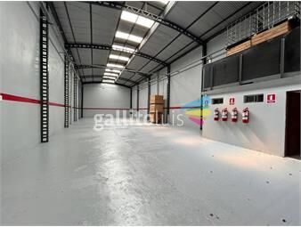 https://www.gallito.com.uy/alquiler-local-industrial-igual-a-nuevo-302m2-doble-altur-inmuebles-26883341