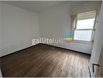 https://www.gallito.com.uy/alquiler-apartamento-con-dos-dormitorios-en-la-comercial-inmuebles-26831474