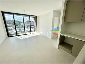 https://www.gallito.com.uy/venta-de-apartamento-con-1-dormitorio-y-terraza-en-la-blanqu-inmuebles-26917710