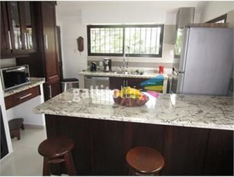 https://www.gallito.com.uy/espectacular-casa-en-carrasco-alquiler-inmuebles-13854420