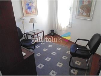 https://www.gallito.com.uy/p-unico-en-excelente-punto-sobre-av-a-pasos-de-tres-cruces-inmuebles-14865190