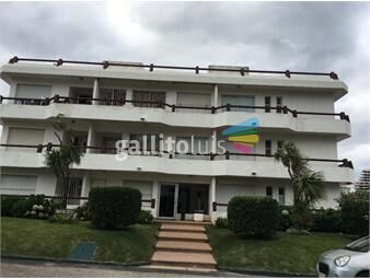 https://www.gallito.com.uy/playa-brava-parada-7-cerca-de-la-playa-inmuebles-15207248