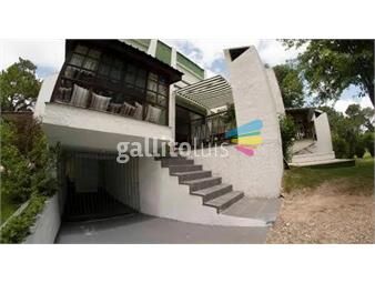 https://www.gallito.com.uy/alquilo-anual-hermoso-duplex-en-la-mansa-con-4-dormitorios-inmuebles-21552444