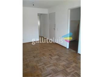 https://www.gallito.com.uy/bajo-el-precioal-frente-muy-luminoso-ideal-rentas-inmuebles-17837480