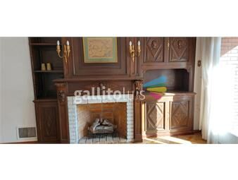 https://www.gallito.com.uy/amplio-apartamento-de-3-dormitorios-y-servicio-inmuebles-22046618