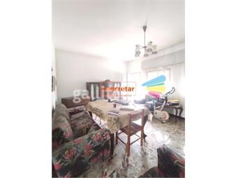 https://www.gallito.com.uy/casa-ph-al-frente-dos-dorm-garage-con-renta-a-dos-años-inmuebles-22270219
