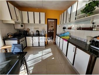 https://www.gallito.com.uy/excelente-construccion-exclusiva-inmuebles-22506630
