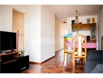 https://www.gallito.com.uy/oportunidad-vendo-apartamento-2-dormitorios-tres-cruces-inmuebles-22635663