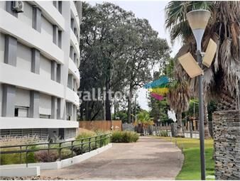 https://www.gallito.com.uy/alamos-de-carrasco-duplex-unico-inmuebles-23340563