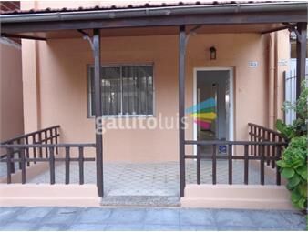 https://www.gallito.com.uy/pocitos-alquilo-casa-de-estilo-inmuebles-23682972