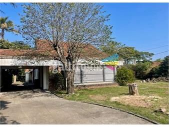 https://www.gallito.com.uy/alquilo-casa-en-carrasco-sur-en-av-bolivia-a-metros-del-mar-inmuebles-23840102