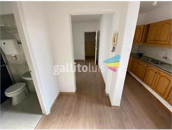 https://www.gallito.com.uy/apartamento-en-venta-2-dormitorios-la-comercial-inmuebles-19309631