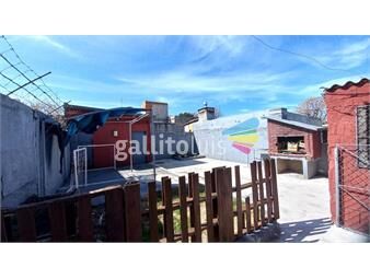 https://www.gallito.com.uy/ascasubi-y-b-riquet-impecable-con-gran-patio-y-parr-inmuebles-24272154