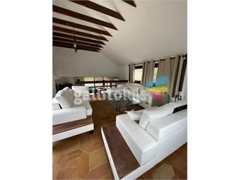 https://www.gallito.com.uy/dueño-vende-chalet-con-piscina-en-buena-ubicacion-inmuebles-24480932