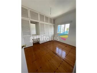 https://www.gallito.com.uy/casa-de-2-dormitorios-terraza-parrillero-y-cochera-en-buceo-inmuebles-24638846
