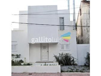 https://www.gallito.com.uy/alquiler-casa-punta-del-este-peninsula-para-9-personas-inmuebles-24721711