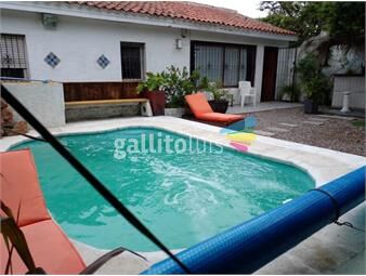 https://www.gallito.com.uy/chalet-en-centro-atlantida-c-piscina-p10-libre-fiestasyene-inmuebles-13215910