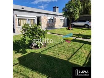 https://www.gallito.com.uy/casa-con-amplio-jardin-muy-bien-ubicada-inmuebles-25330991