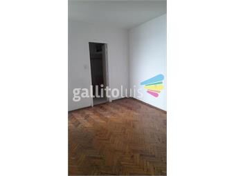 https://www.gallito.com.uy/apto-con-renta-primer-piso-por-escalera-interior-inmuebles-25400960