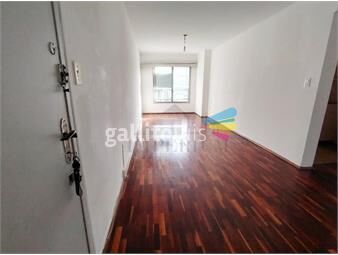 https://www.gallito.com.uy/venta-apartamento-3dormitorios-frente-a-la-rambla-barrio-inmuebles-25727173