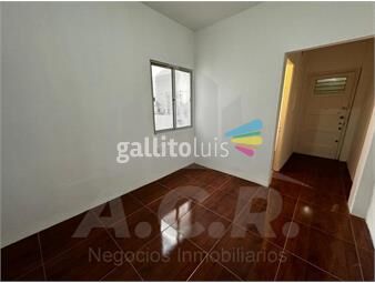 https://www.gallito.com.uy/vacio-y-reciclado-a-nuevo-buen-edificio-con-ascensor-inmuebles-25763710