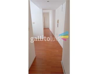 https://www.gallito.com.uy/alquiler-de-apartamento-1-dormitorio-bajos-gc-por-escalera-inmuebles-25817019