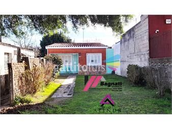 https://www.gallito.com.uy/casa-c-gran-terreno-2-aptos-entre-piedras-blancas-y-manga-inmuebles-23272770