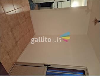 https://www.gallito.com.uy/casa-de-amplios-dormitorios-inmuebles-25889547