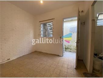 https://www.gallito.com.uy/apartamento-con-amplia-azotea-en-maroñas-inmuebles-25892293